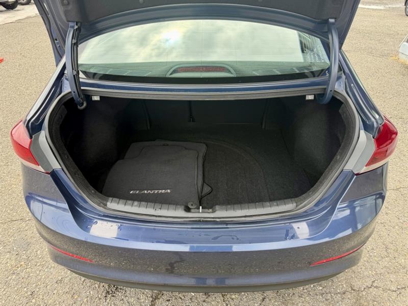 hyundai Elantra 2018 - 16