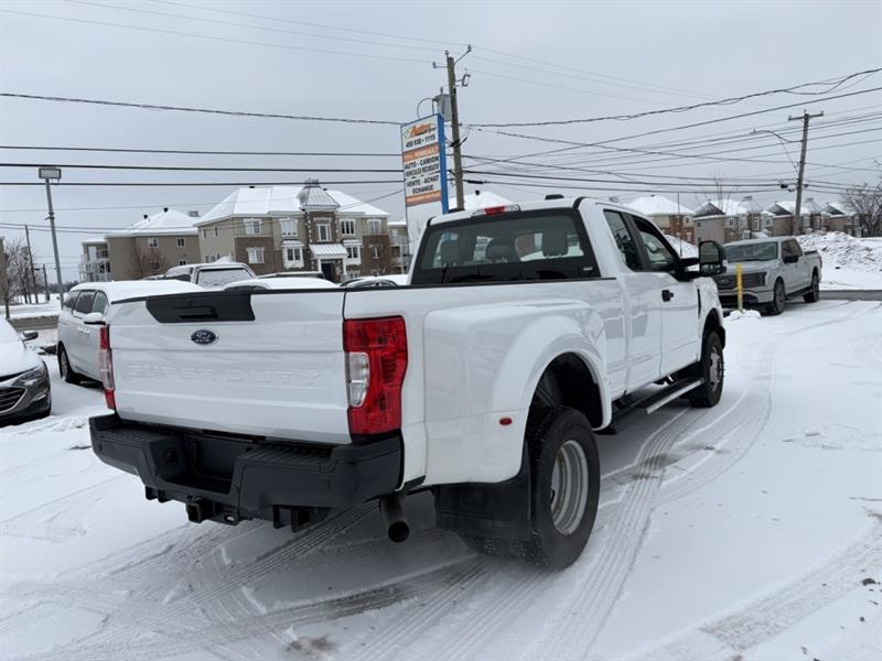ford Super Duty F-350 a roues arrière jumelées 2022 - 4