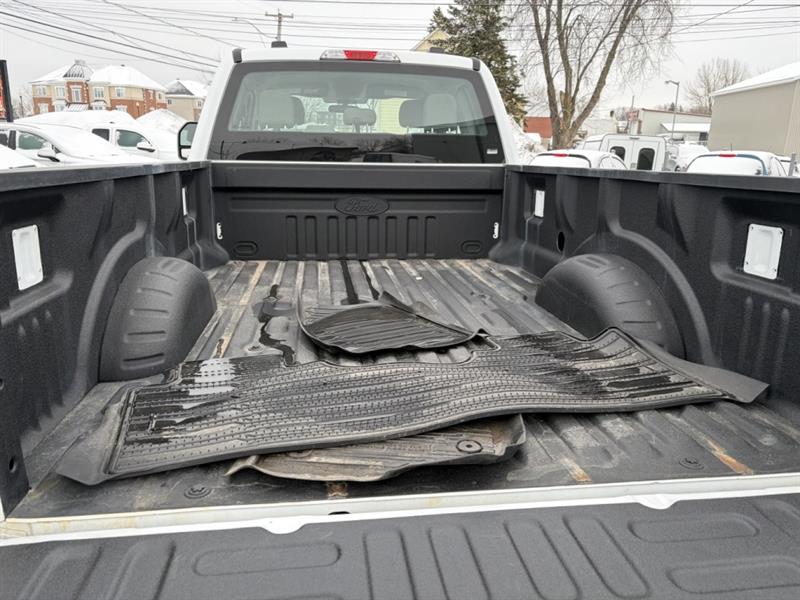 ford Super Duty F-350 a roues arrière jumelées 2022 - 7