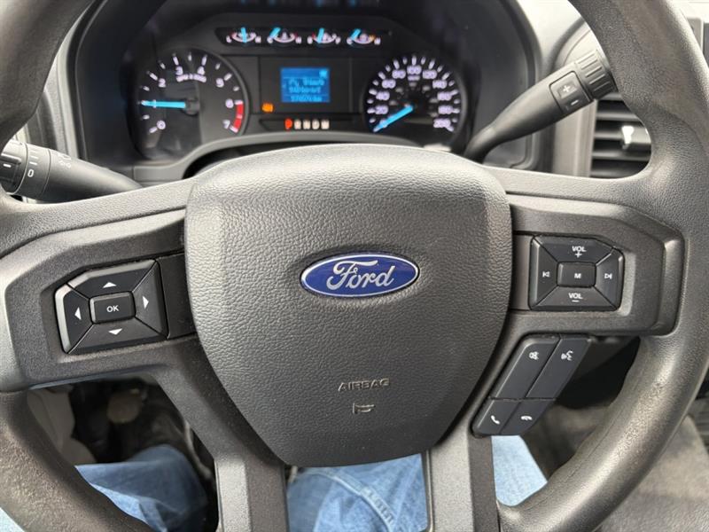 ford Super Duty F-350 a roues arrière jumelées 2022 - 11