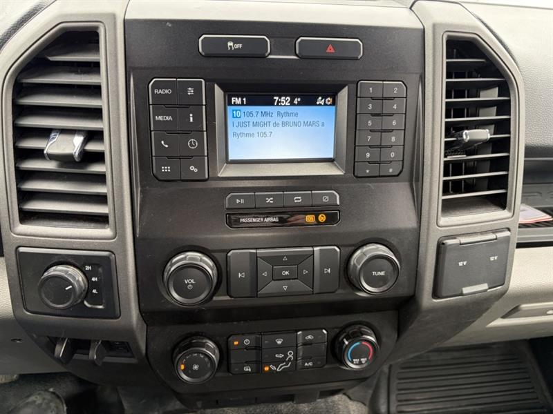 ford Super Duty F-350 a roues arrière jumelées 2022 - 12