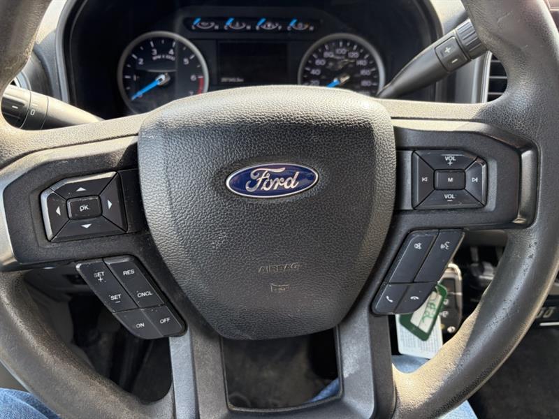 ford Super Duty F-350 a roues arrière simples 2017 - 16