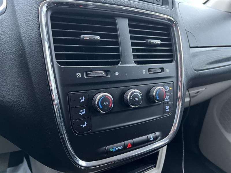 dodge Grand Caravan 2017 - 12