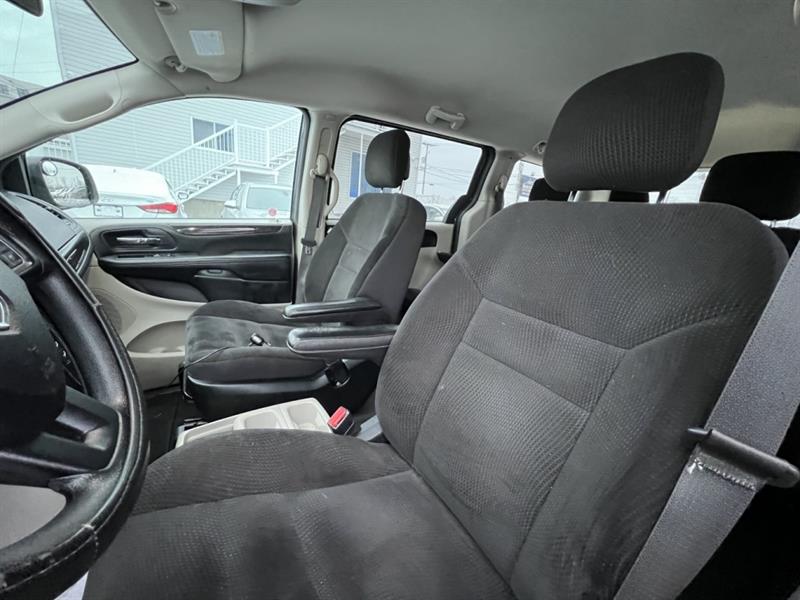 dodge Grand Caravan 2017 - 13
