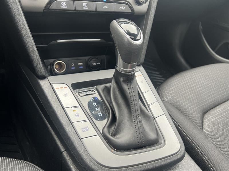 hyundai Elantra 2017 - 18