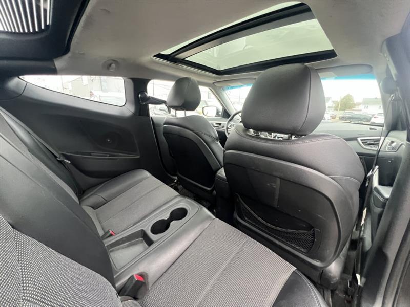 hyundai Veloster 2012 - 23
