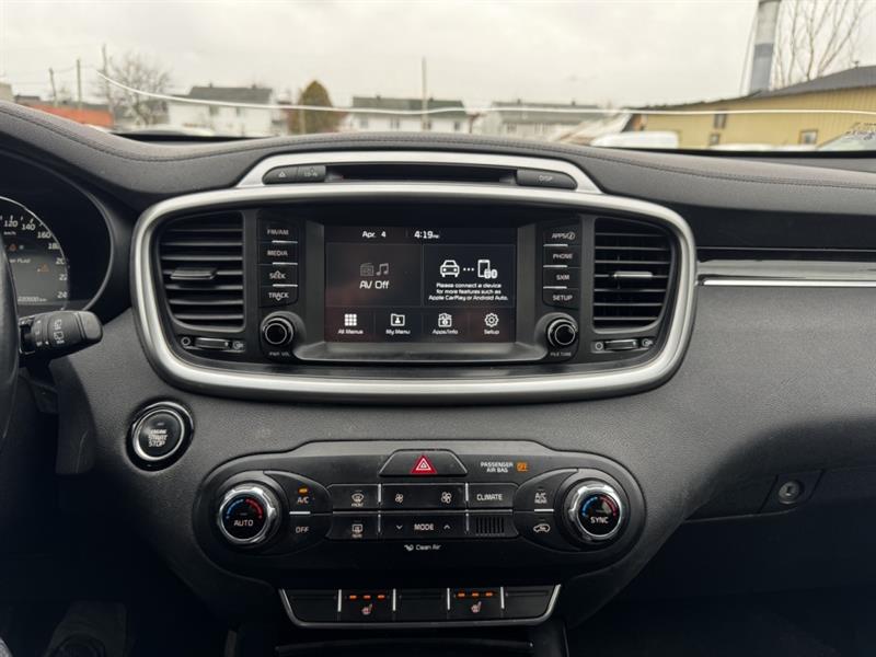 kia Sorento 2018 - 16