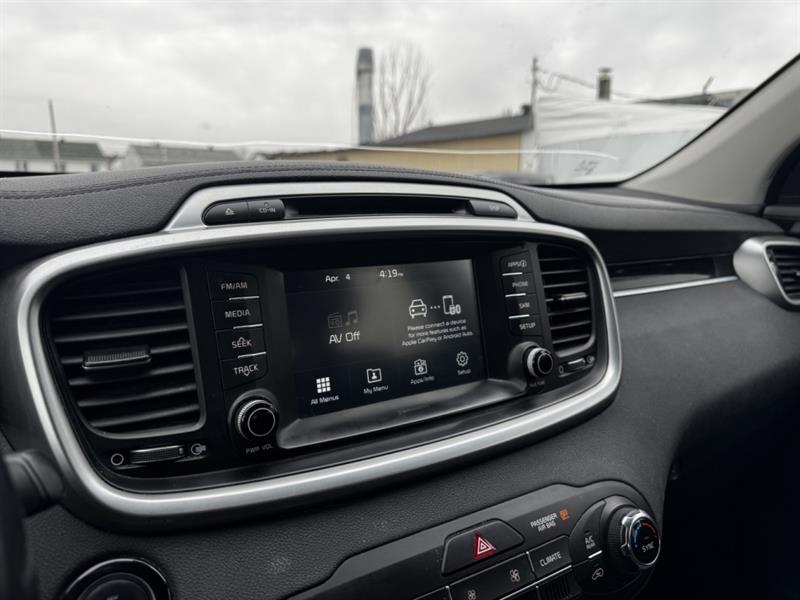 kia Sorento 2018 - 17
