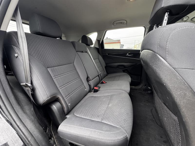 kia Sorento 2018 - 23