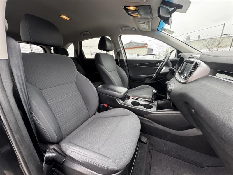 kia Sorento 2018 - 24