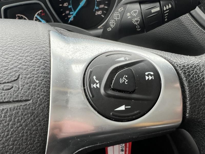 ford Escape 2016 - 13