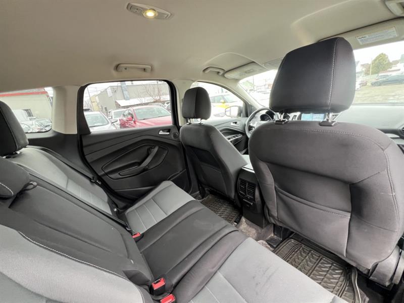 ford Escape 2016 - 23