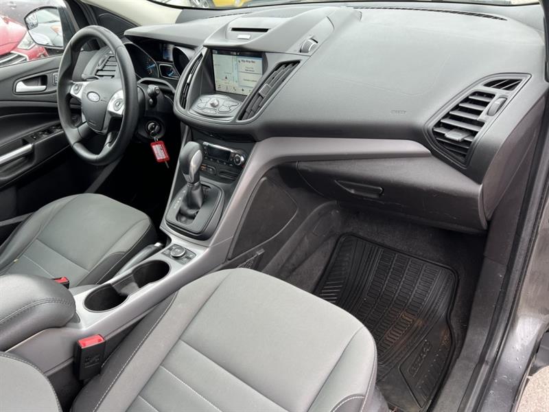 ford Escape 2016 - 24