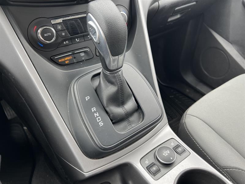 ford Escape 2016 - 26