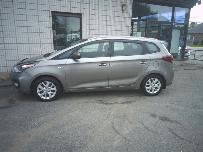 kia Rondo 2017 - 3
