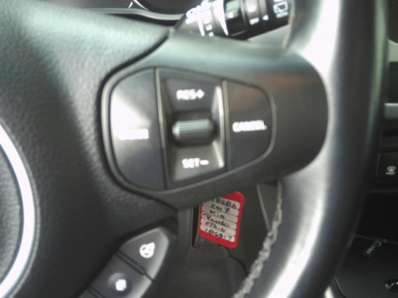 kia Rondo 2017 - 11