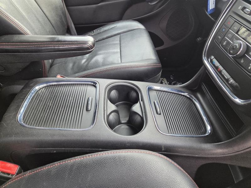 dodge Grand Caravan 2016 - 37