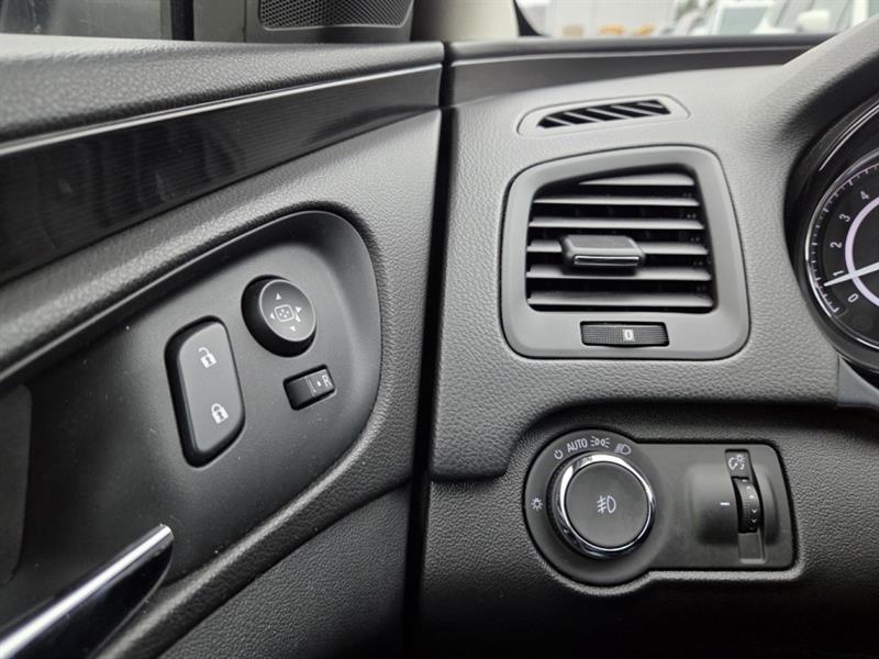 buick Regal 2016 - 26