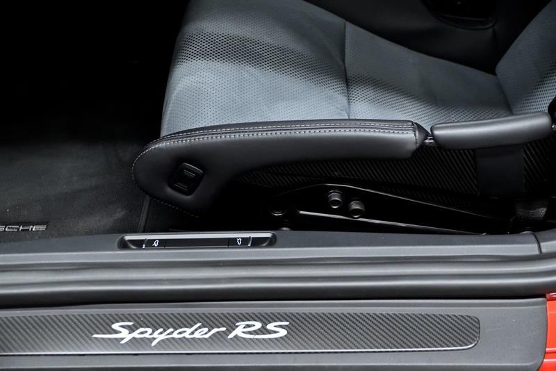 porsche 718 Spyder 2024 - 17