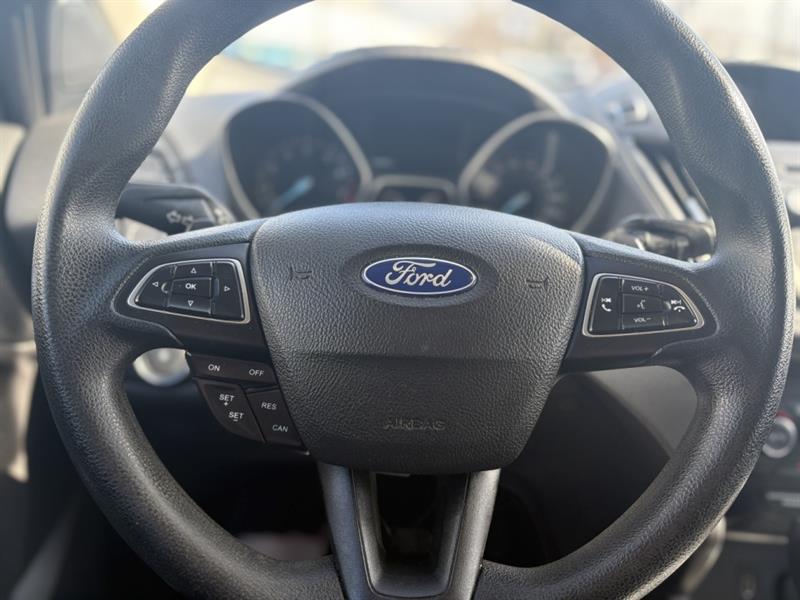 ford Escape 2017 - 11