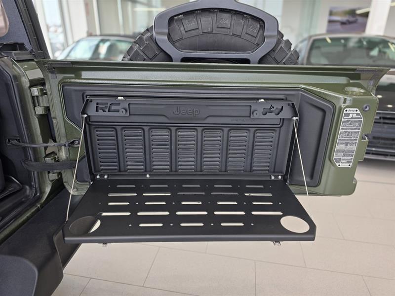 jeep Wrangler 2021 - 14