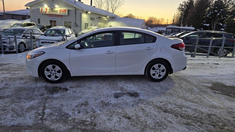 kia Forte 2017 - 10