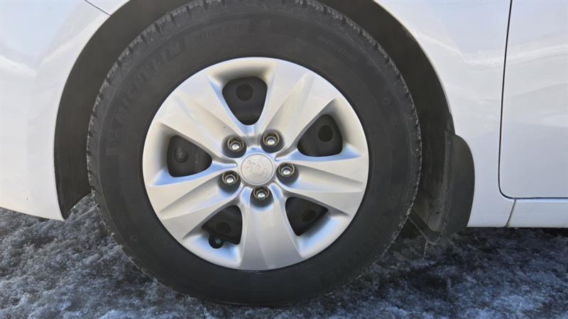 kia Forte 2017 - 26