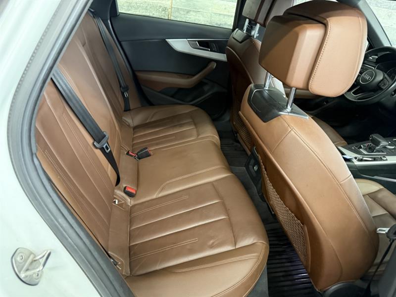 audi berline A4 2019 - 18
