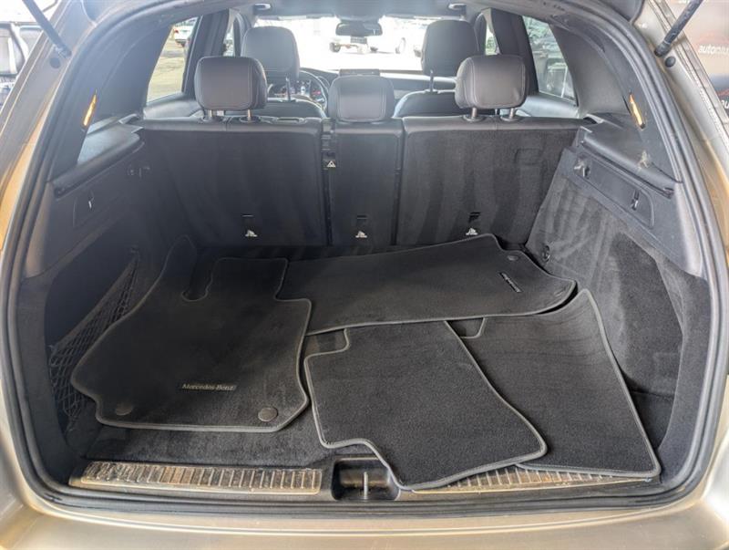 mercedes-benz GLC 2019 - 30