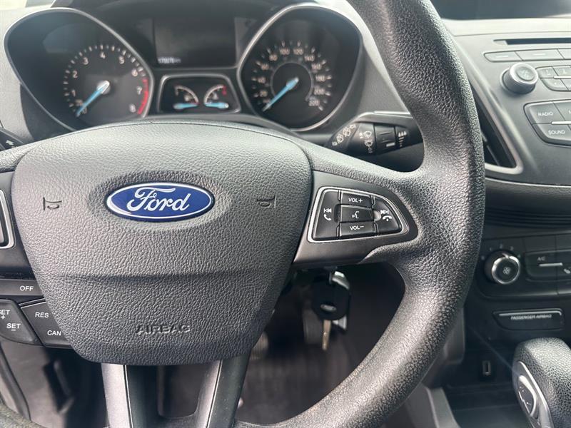 ford Escape 2017 - 12