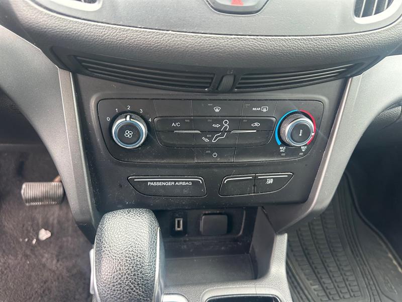 ford Escape 2017 - 14