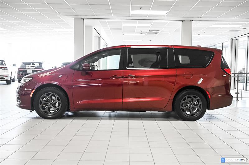 chrysler Pacifica Hybrid 2022 - 12