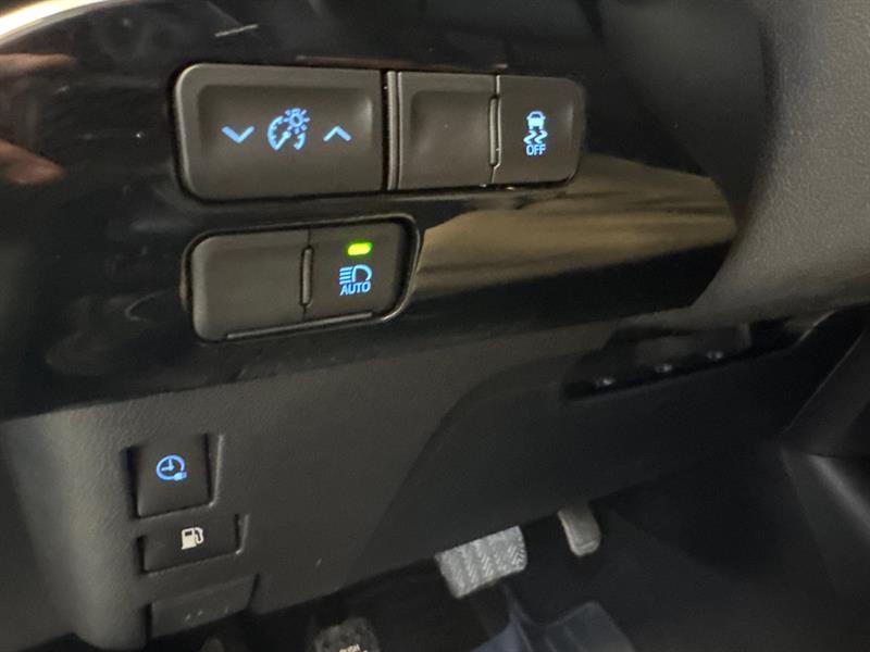 Toyota Prius Prime 27