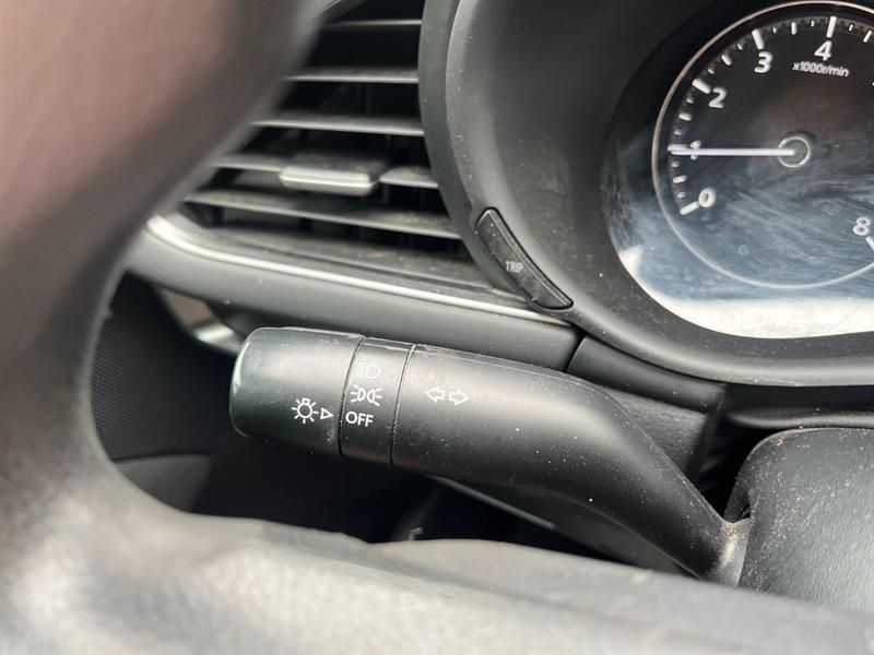 mazda Mazda3 2020 - 17