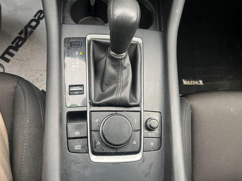 mazda Mazda3 2020 - 25