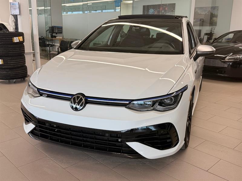 volkswagen Golf R 2024