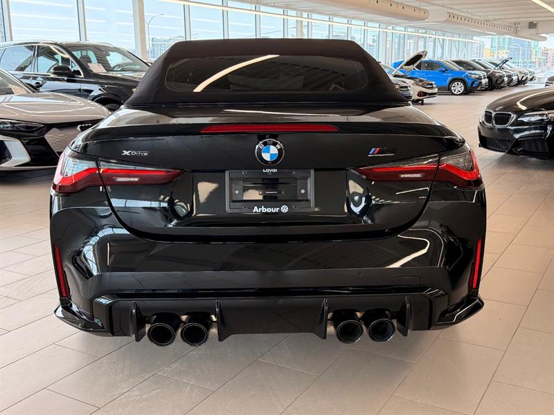 bmw M4 2024 - 6
