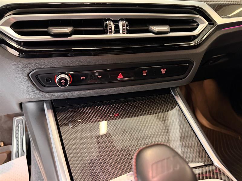 bmw M4 2024 - 24