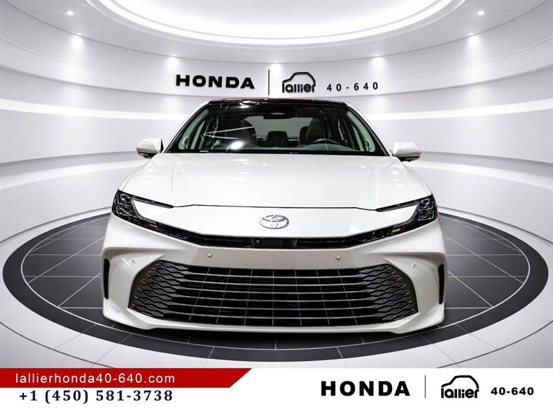 toyota Camry 2025 - 2