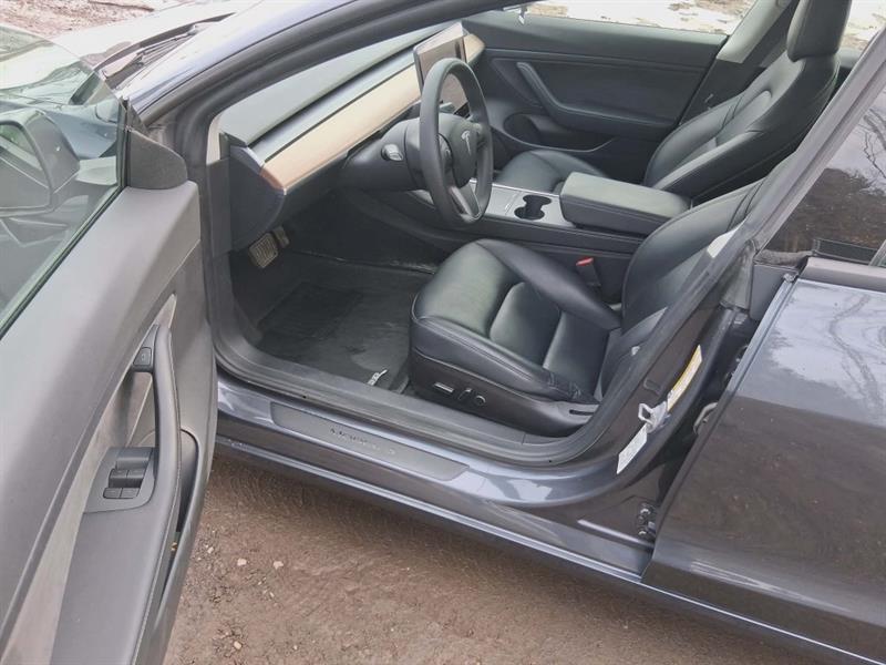 tesla Model 3 2021 - 5