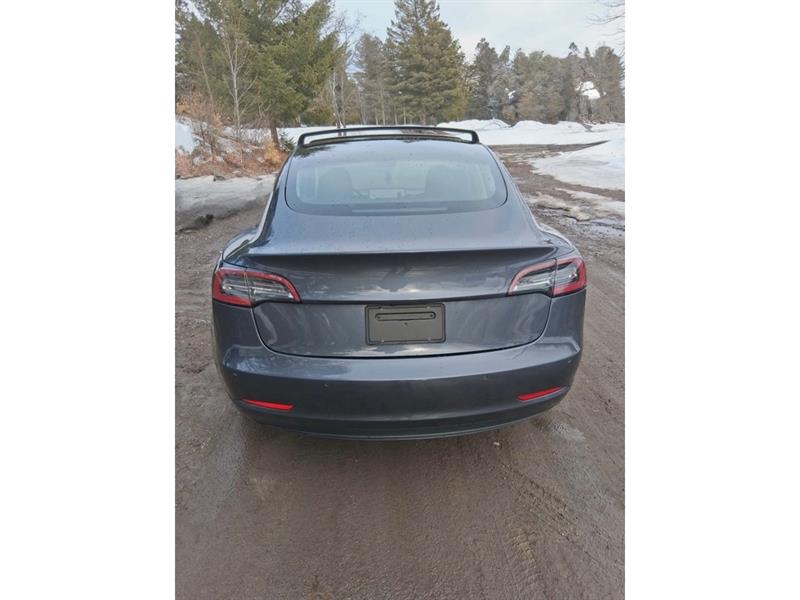 tesla Model 3 2021 - 9
