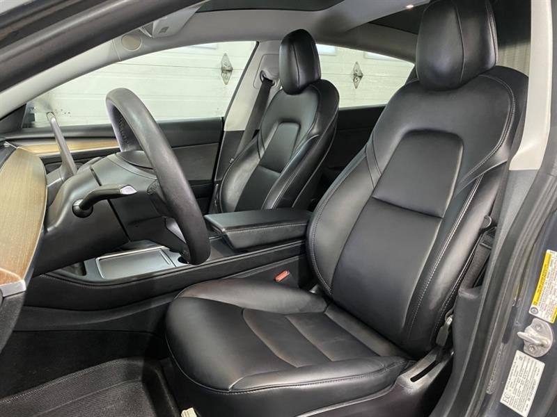 tesla Model 3 2021 - 15