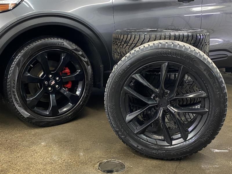 ford Explorer 2021 - 12