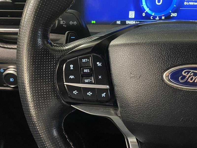 ford Explorer 2021 - 24