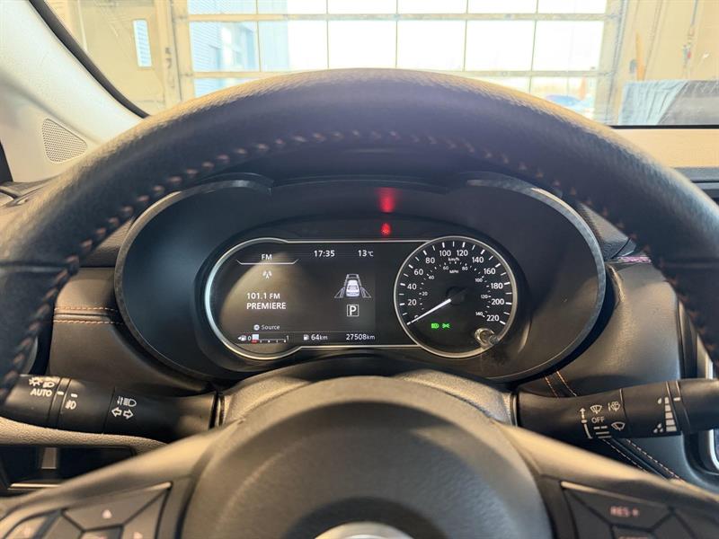 nissan Versa 2021 - 12