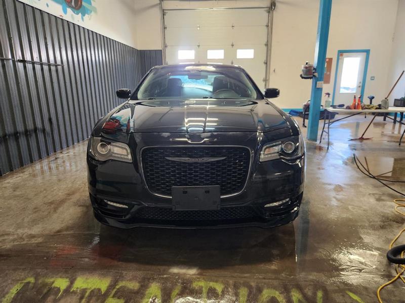 chrysler 300 2022 - 2