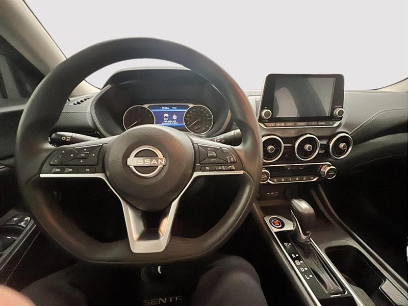 nissan Sentra 2024 - 9