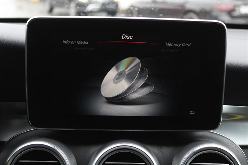 mercedes-benz GLC 2019 - 25
