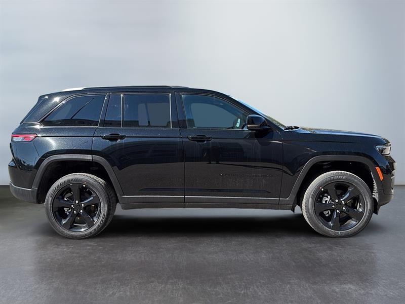 jeep Grand Cherokee 2025 - 11