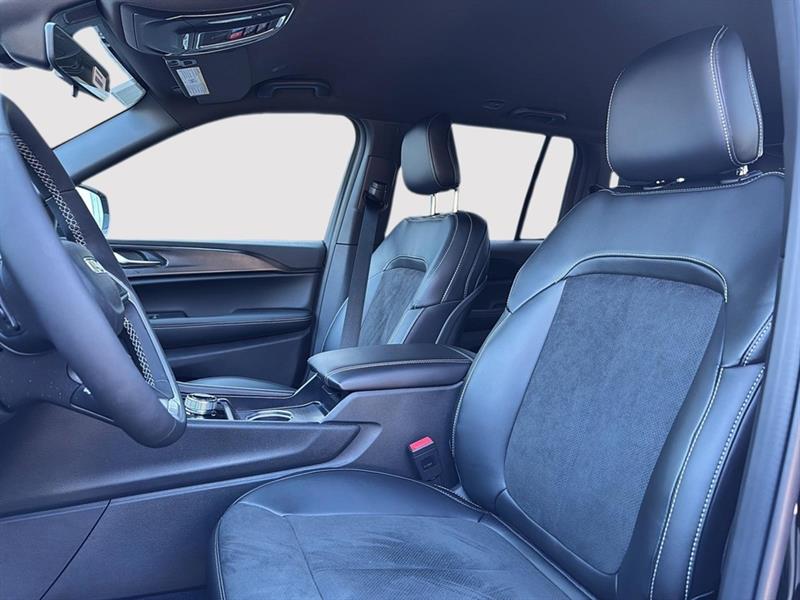 jeep Grand Cherokee 2025 - 17